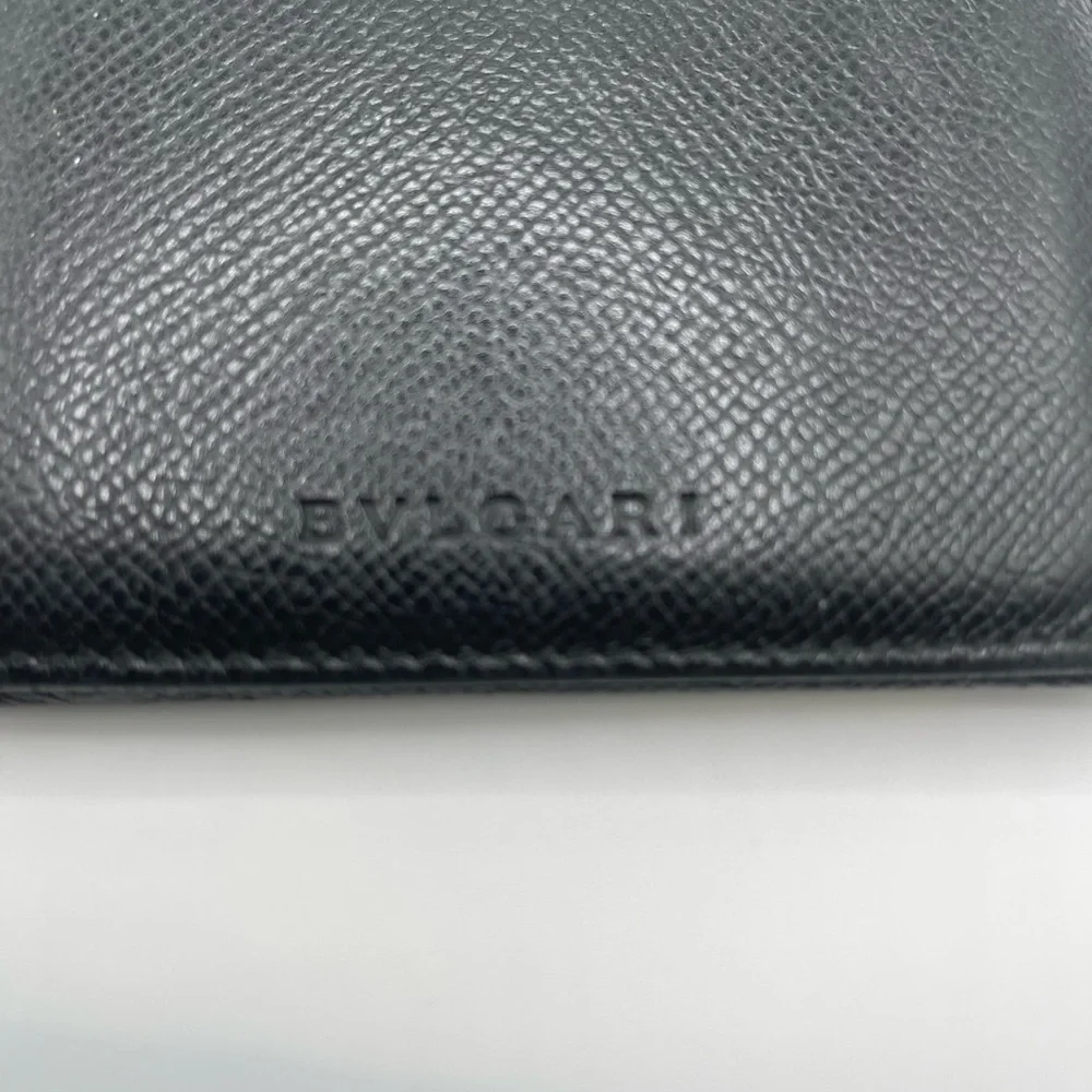 Bvlgari - authentic - black leather Men’s / unisex  bi-fold wallet - GUC